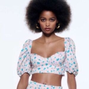 Zara White and Blue Puff Sleeve Crop Top